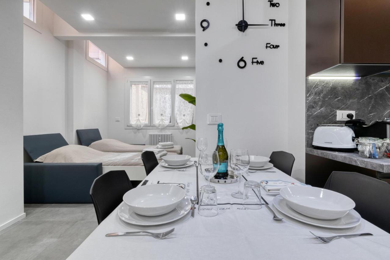 Guest House Ugo Lenzi โบโลญญา ภายนอก รูปภาพ